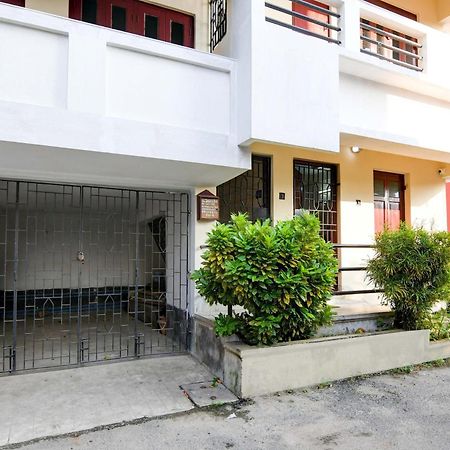 Oyo Simplex Guest House Behala Kolkata Ngoại thất bức ảnh