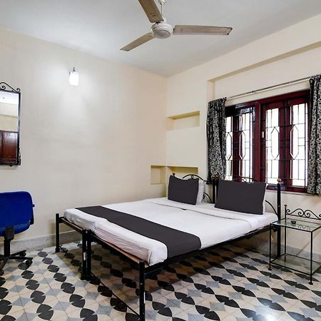 Oyo Simplex Guest House Behala Kolkata Ngoại thất bức ảnh
